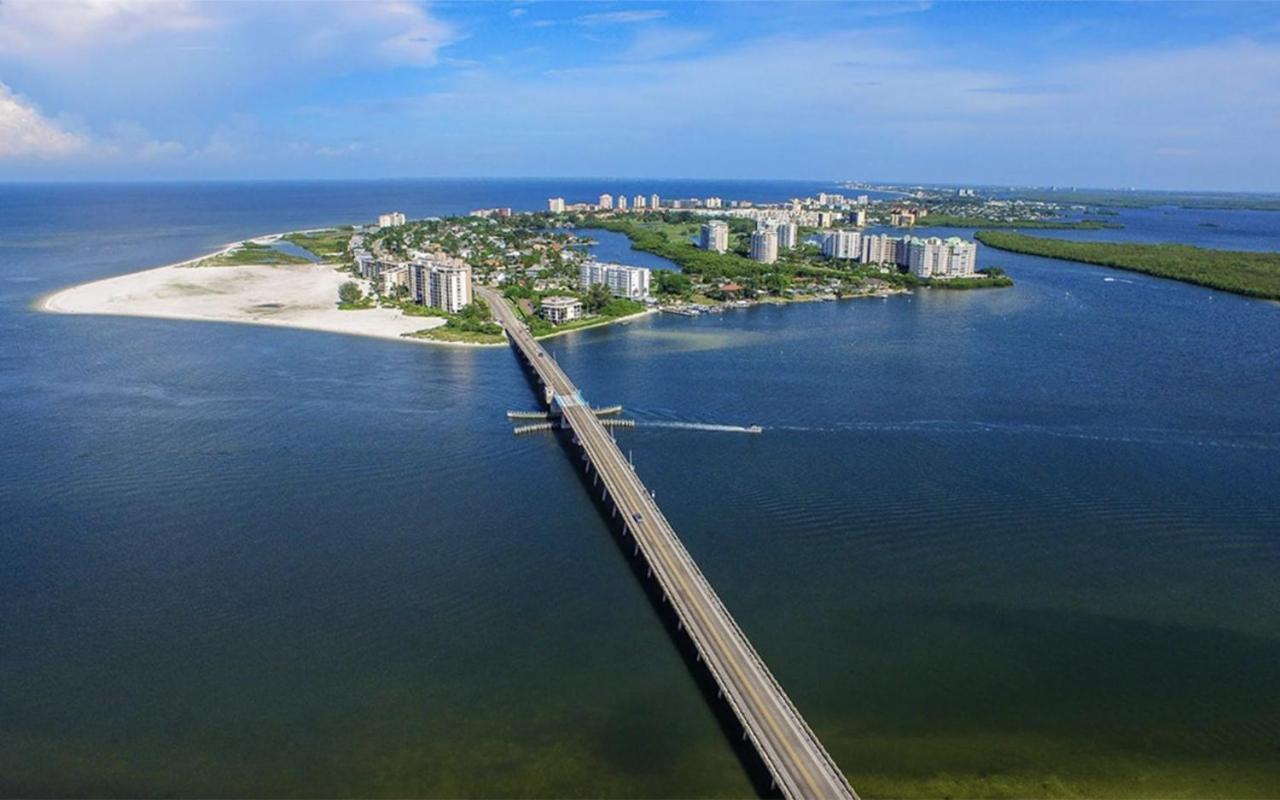 Always Summer On A White Sandy Beach Aparthotel Fort Myers Beach Buitenkant foto